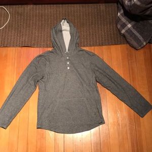 Hoodie long sleeve shirt by On the byas